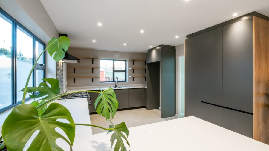 3 Bedroom Property for Sale in Blue Mountain Village Western Cape